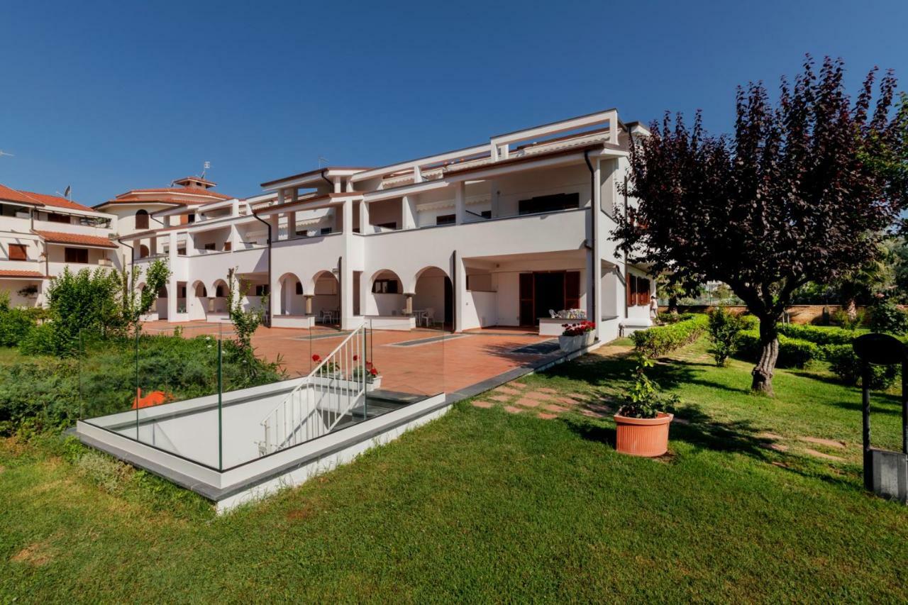 Residence Elle San Benedetto del Tronto Exterior photo